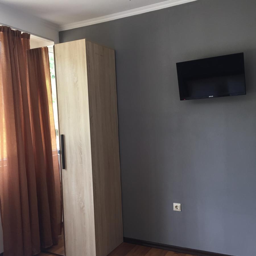 Mira Hotell New Athos Exteriör bild